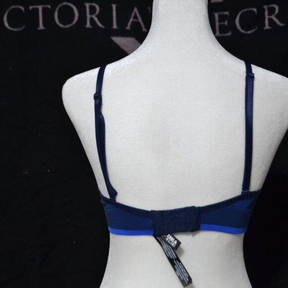 Victoria's Secret PINK Ultimate Sports Bra - Picture 2 of 2